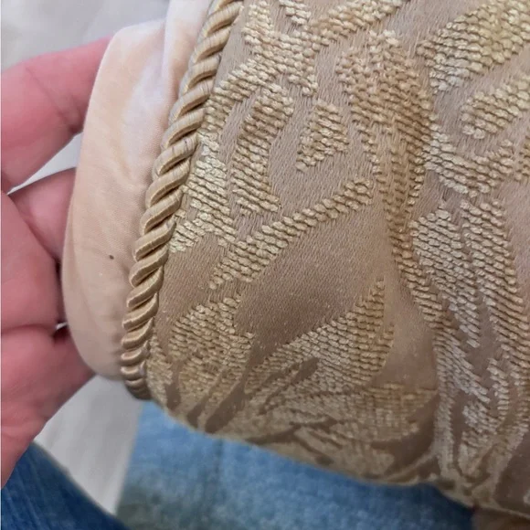 Croscill King Comforter in Cream and Pink Floral - Picture 13 of 16